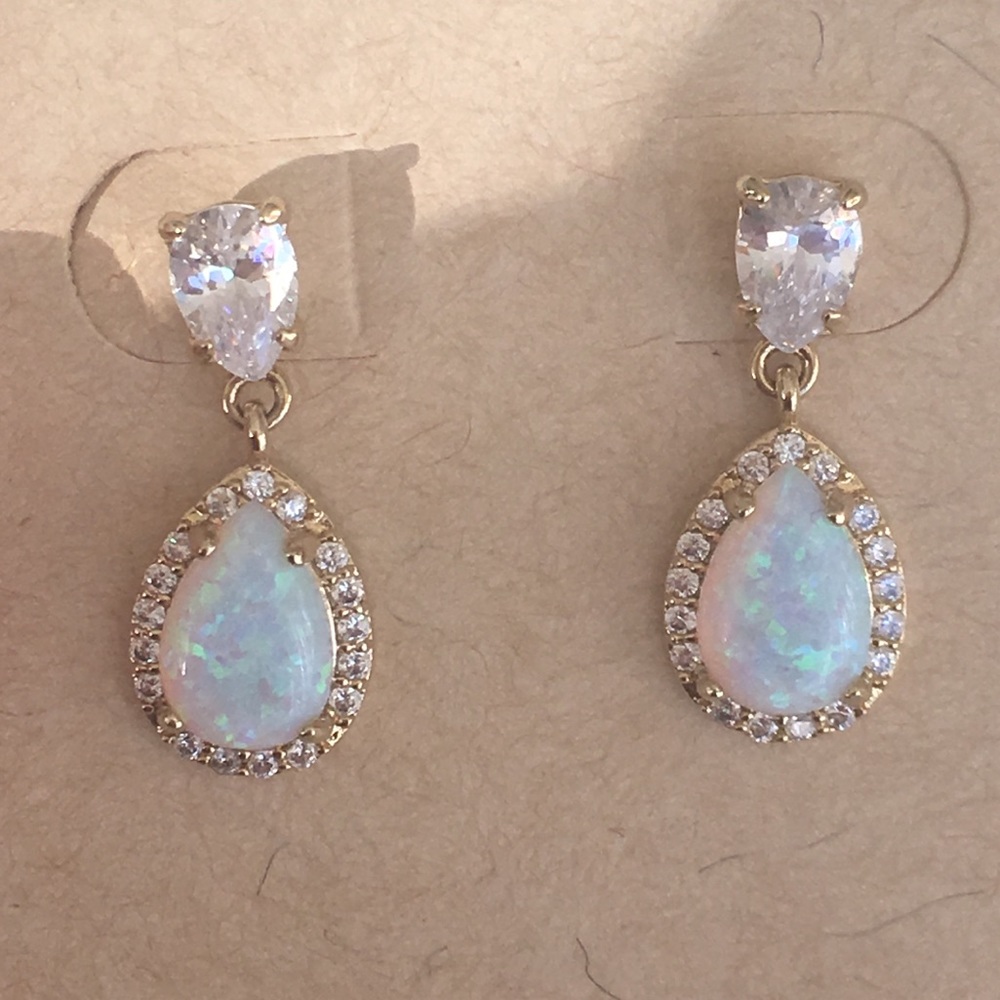Chloe + Isabel Clara Drop Earrings New - Picture 8 of 8